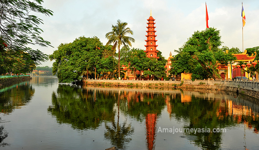 Tran Quoc Pagoda - Top 10 beautiful Pagodas in the world