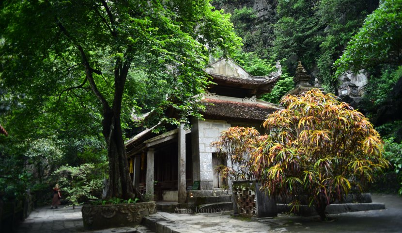 bich-dong-lower-pagoda