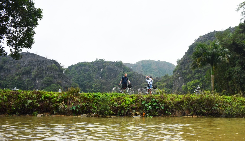 enjoying-biking-in-tam-toc