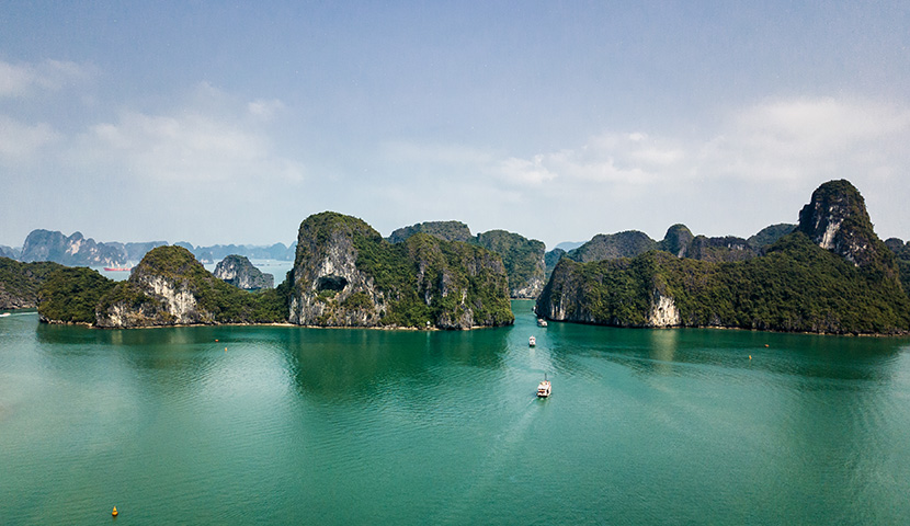 halong-bay-top-places-to-visit-in-vietnam