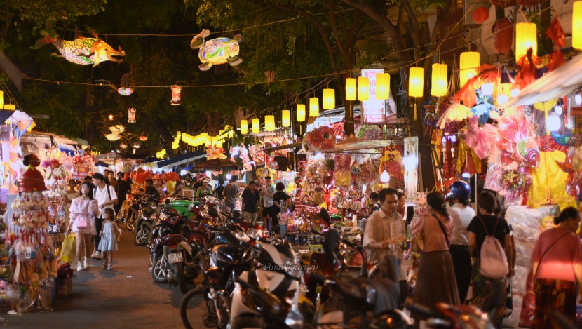 hanoi-old-quarter-mid-autumn-festival
