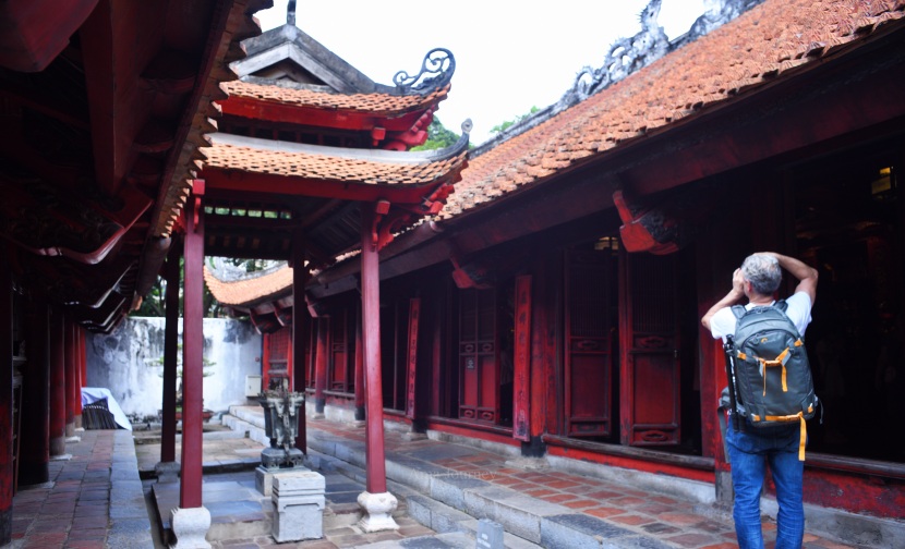 hanoi-temple-literature-photo-tour