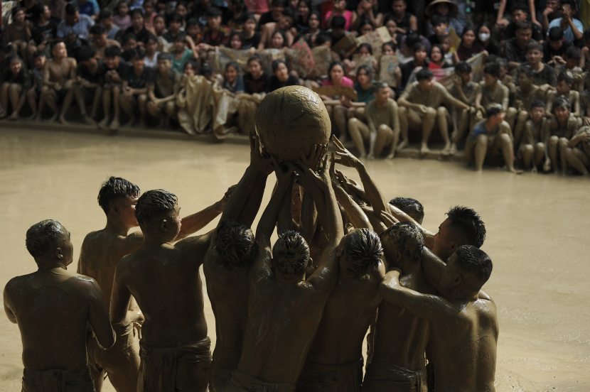 mud-ball-wrestling-ama-journey