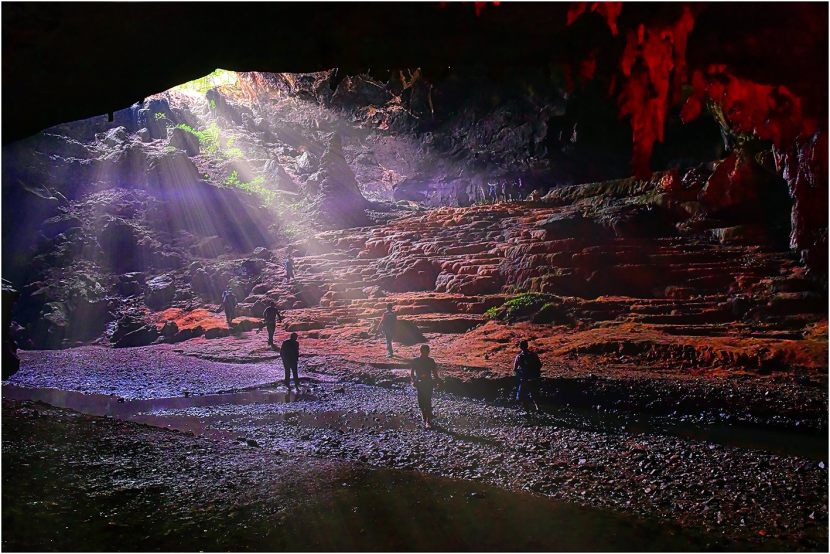 nguom-ngao-cave