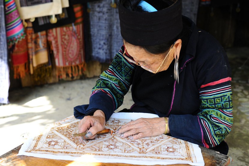 sapa-local-culture-handicraft