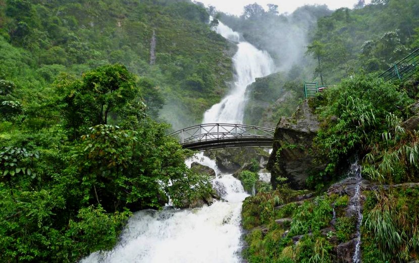silver-waterfall-sapa