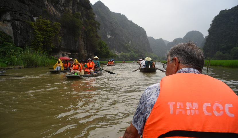 boat-trip-tam-coc