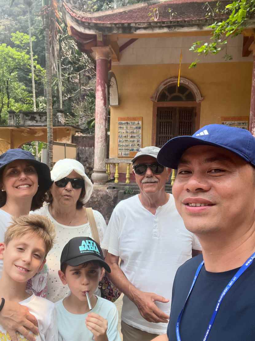 vietnam-family-tour