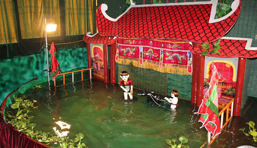 nightlife-in-phu-quoc-water-puppet-show