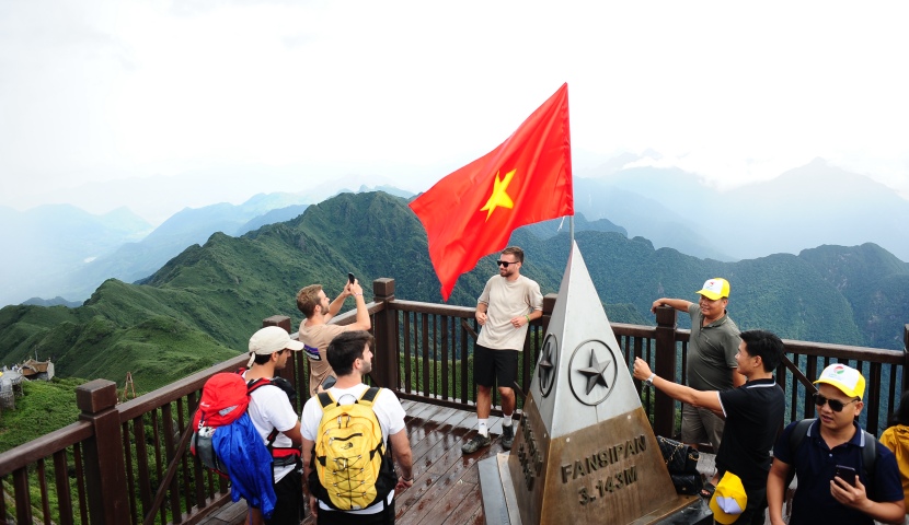 Sapa and Lan Ha Bay Adventure