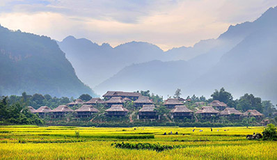 Hanoi - transfer to Mai Chau - Enjoy a peaceful time in the countryside